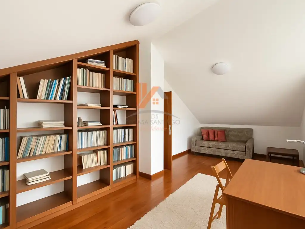 Sala de estar de Casa adosada en venta en Brión con Jardín privado, Terraza y Piscina