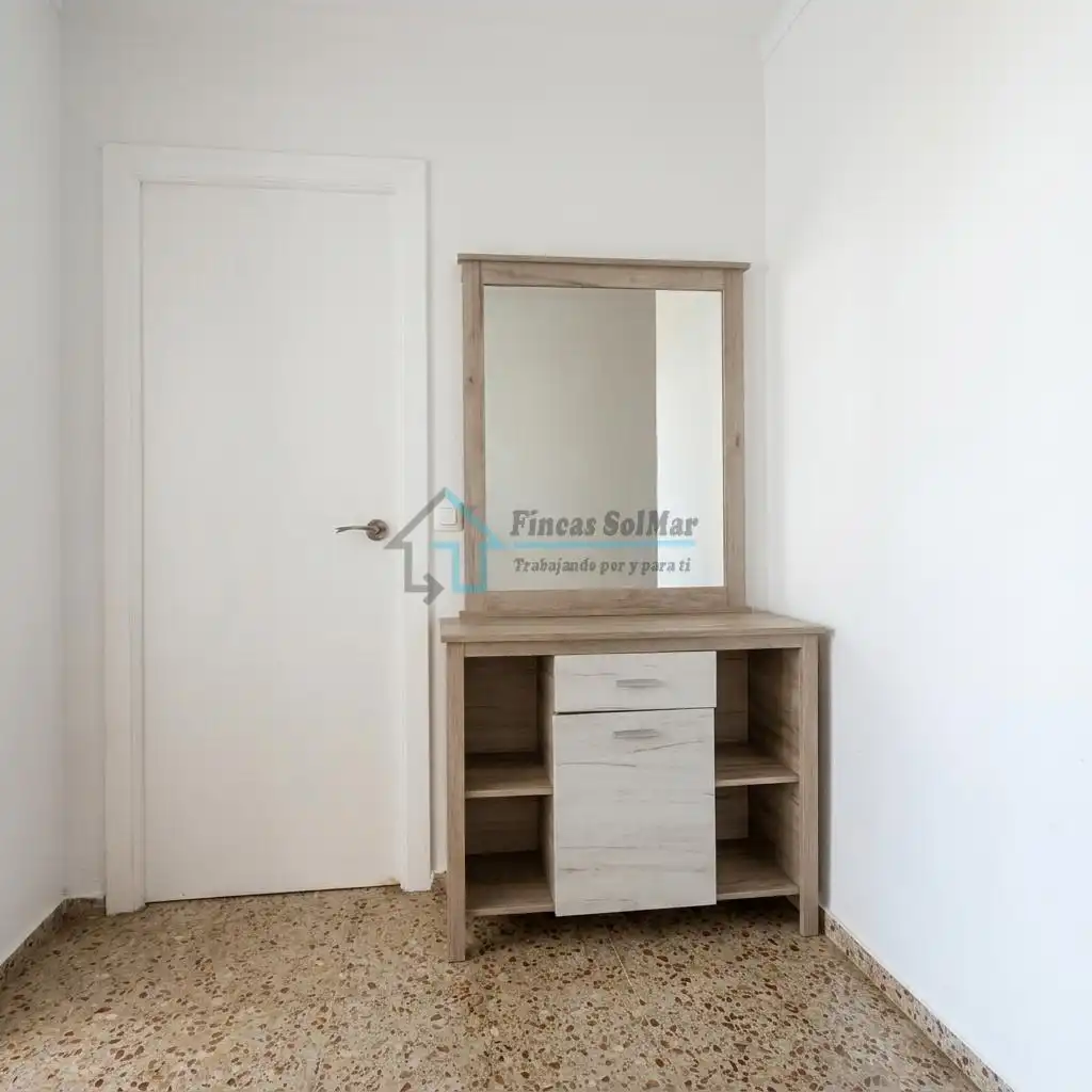 Dormitori de Apartament en venda en Castellón de la Plana / Castelló de la Plana amb Moblat i Balcó