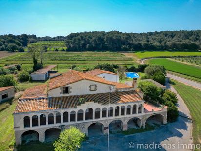 Vista exterior de Finca rústica en venda en Forallac amb Piscina i Balcó