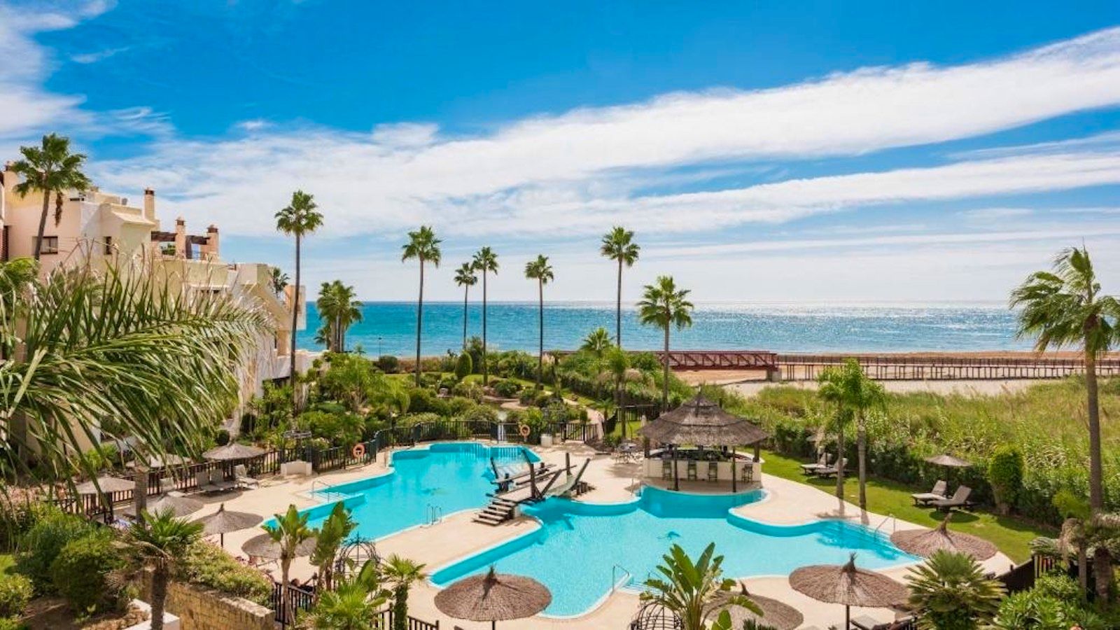 Swimming pool of Apartment for sale in Estepona  with Air Conditioner, Terrace and Storage room