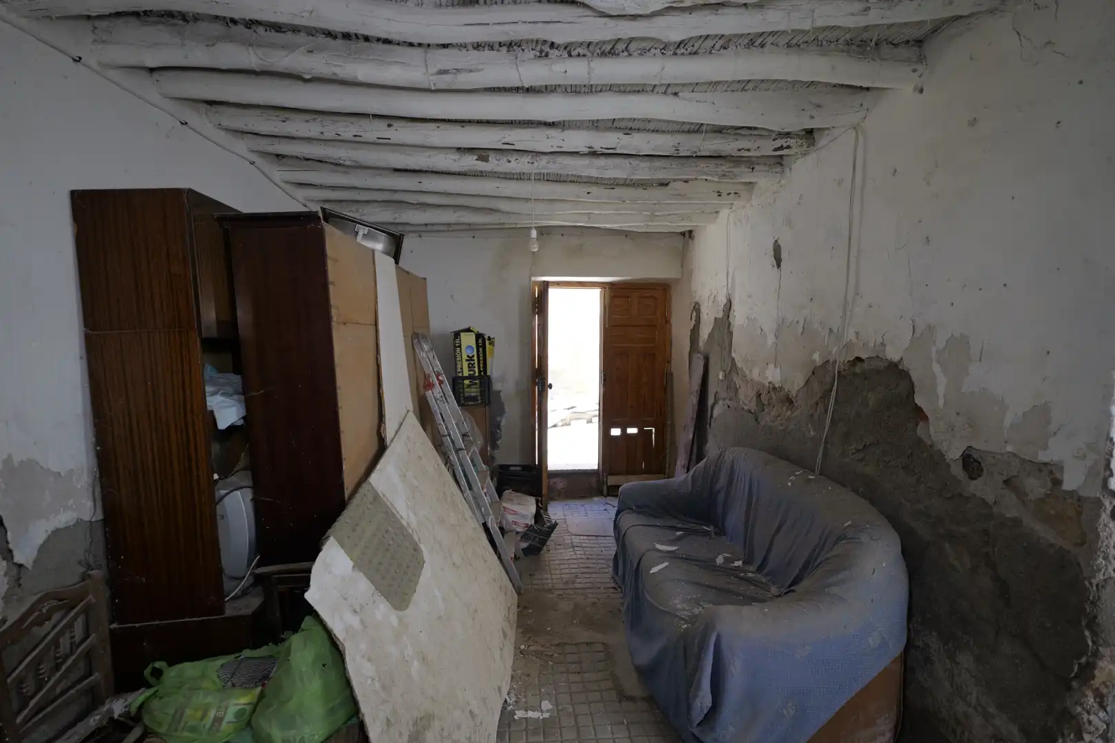 Casa adosada en venta en Turón con Jardín privado