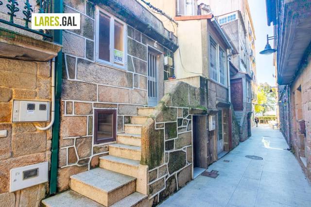 Casa-chalet en Venta en Lirio en Cangas pueblo