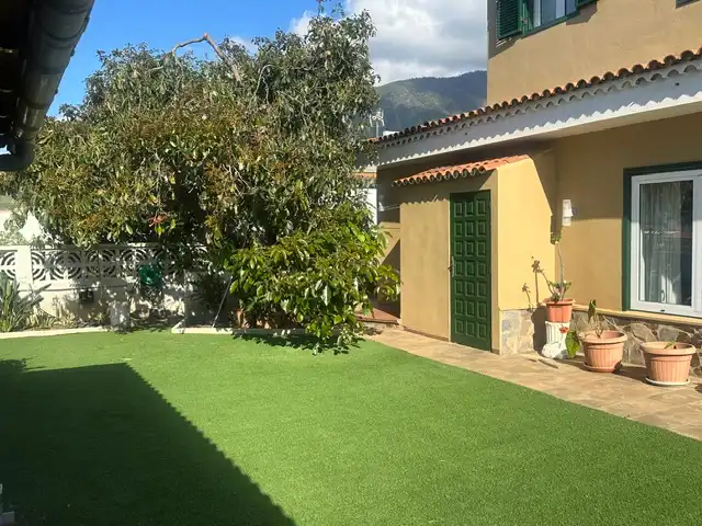 Jardí de Casa o xalet en venda en Puerto de la Cruz amb Jardí privat, Terrassa i Moblat