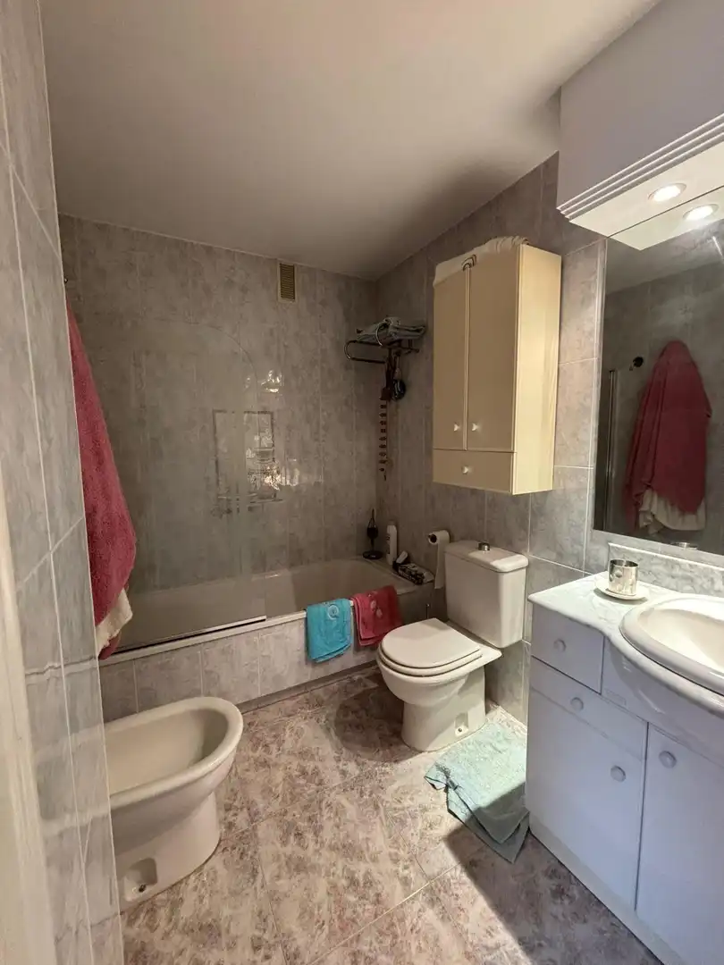 Bathroom of Attic for sale in Valdepeñas