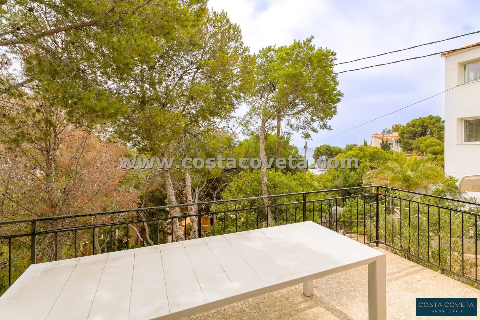 Außenansicht von Haus oder Chalet zum Verkauf in El Campello mit Klimaanlage, Privatgarten und Terrasse