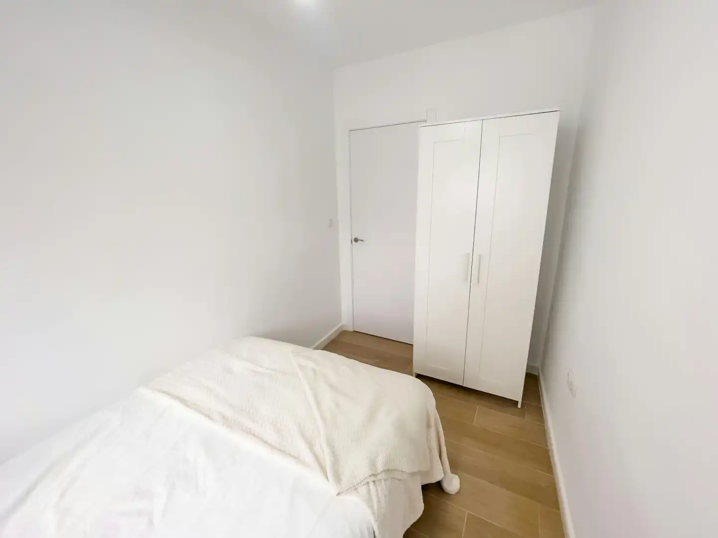 Bedroom of Flat for share in Triana