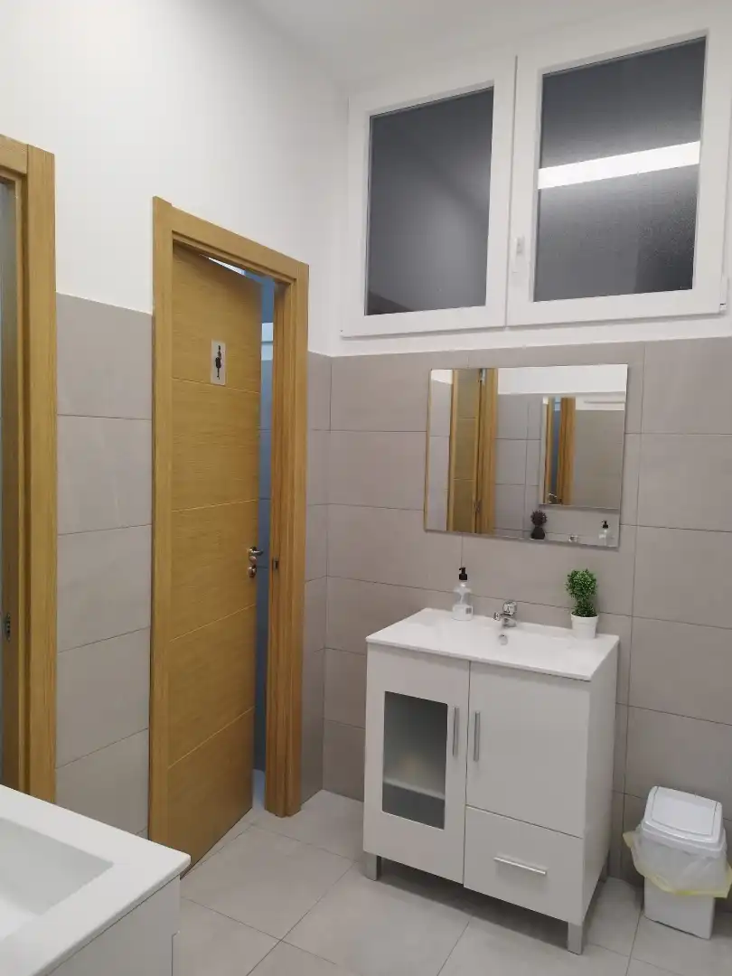 Baño de Oficina de alquiler en Bilbao 