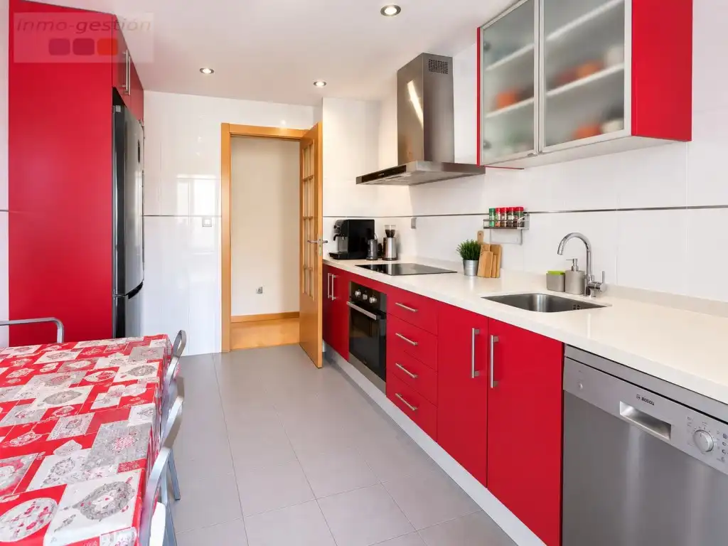 Kitchen of Flat for sale in Selwo