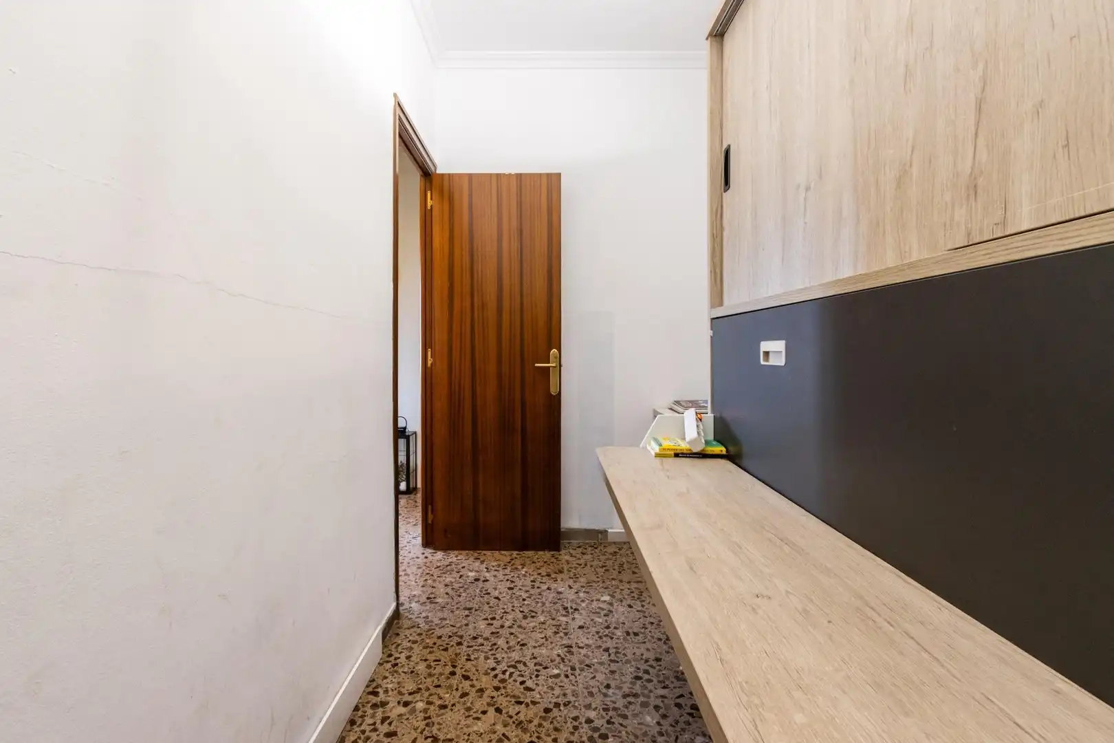 Einfamilien-Reihenhaus zum Verkauf in Terrassa mit Heizung und Terrasse
