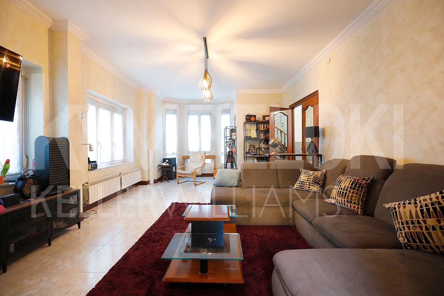 Living room of House or chalet for sale in Irun   with Heating, Terrace and Balcony