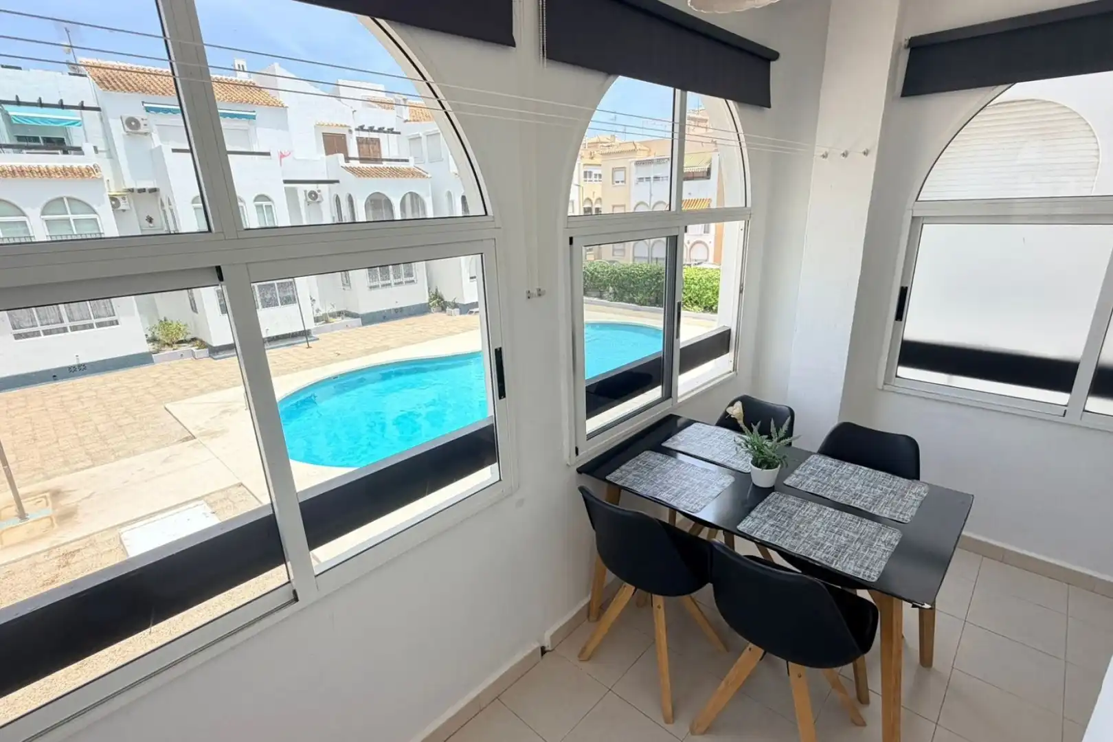 Terrassa de Pis en venda en Torrevieja amb Moblat