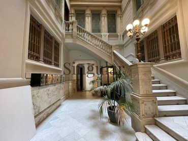 Oficina amb ascensor de lloguer a Passeig GRACIA