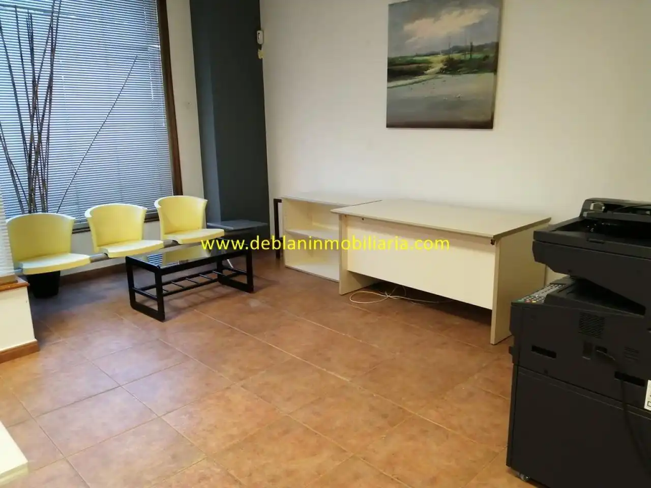 Local commercial à louer à Rúa Rosalía de Castro, imagen 4