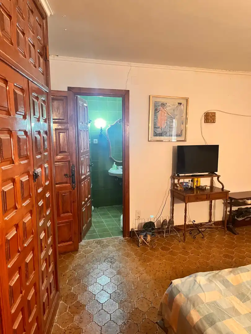 Baño de Casa o chalet en venta en El Peral   con Calefacción, Terraza y Trastero
