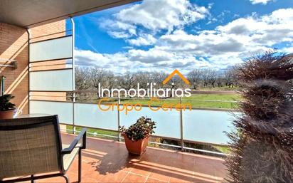 Vista exterior de Apartament en venda en Cirueña amb Calefacció, Jardí privat i Terrassa