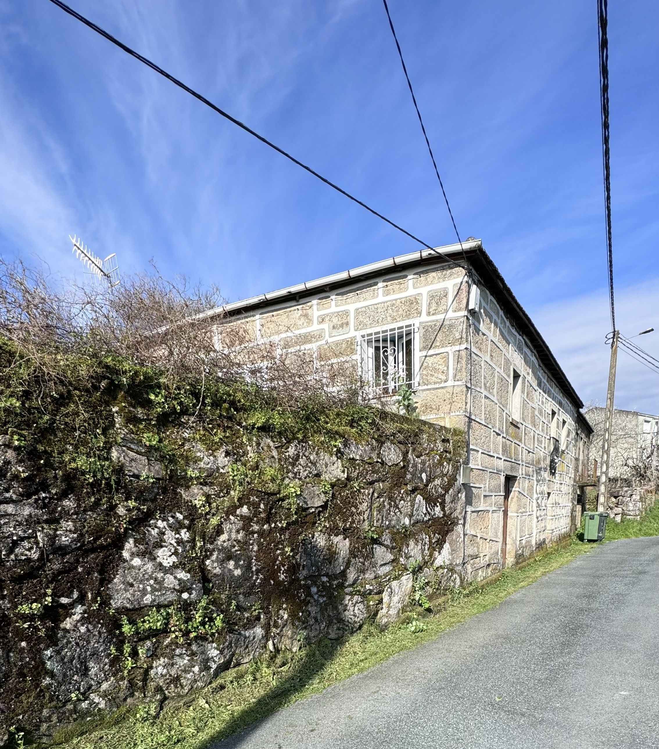 Exterior view of Single-family semi-detached for sale in Maside  with Private garden, Storage room and Furnished