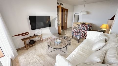 Foto 3 de Apartamento de alquiler en Avenida Jacaranda, 32, Las Chapas - Alicate Playa, Marbella
