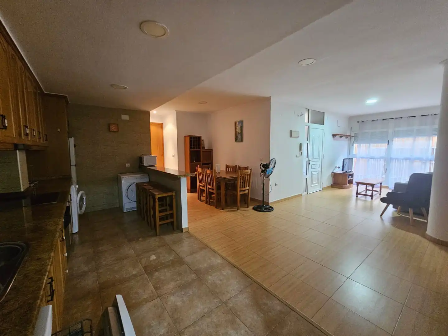 Planta baja de alquiler en Santa Pola con Aire acondicionado, Calefacción y Amueblado