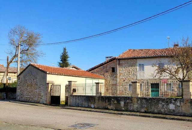 Casa adosada en Venta en Atapuerca