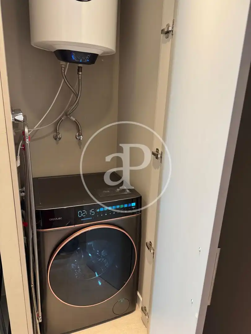 Kitchen of Flat for rent in Valencia  with Air Conditioner, Heating and Furnished
