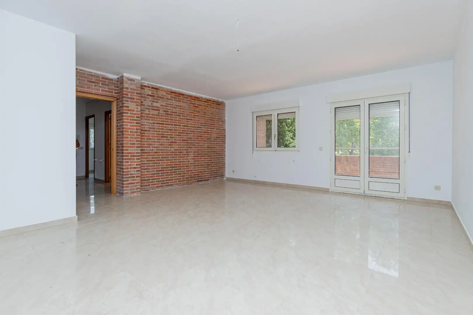 Sala de estar de Casa o chalet en venta en Colmenar Viejo con Calefacción, Jardín privado y Terraza