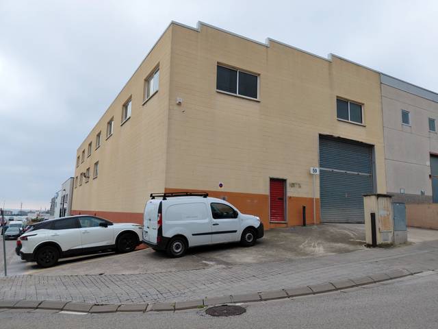 Nave industrial en Alquiler en Carrer de la Volta dels Garrofers en Zona Industrial i Agrícola