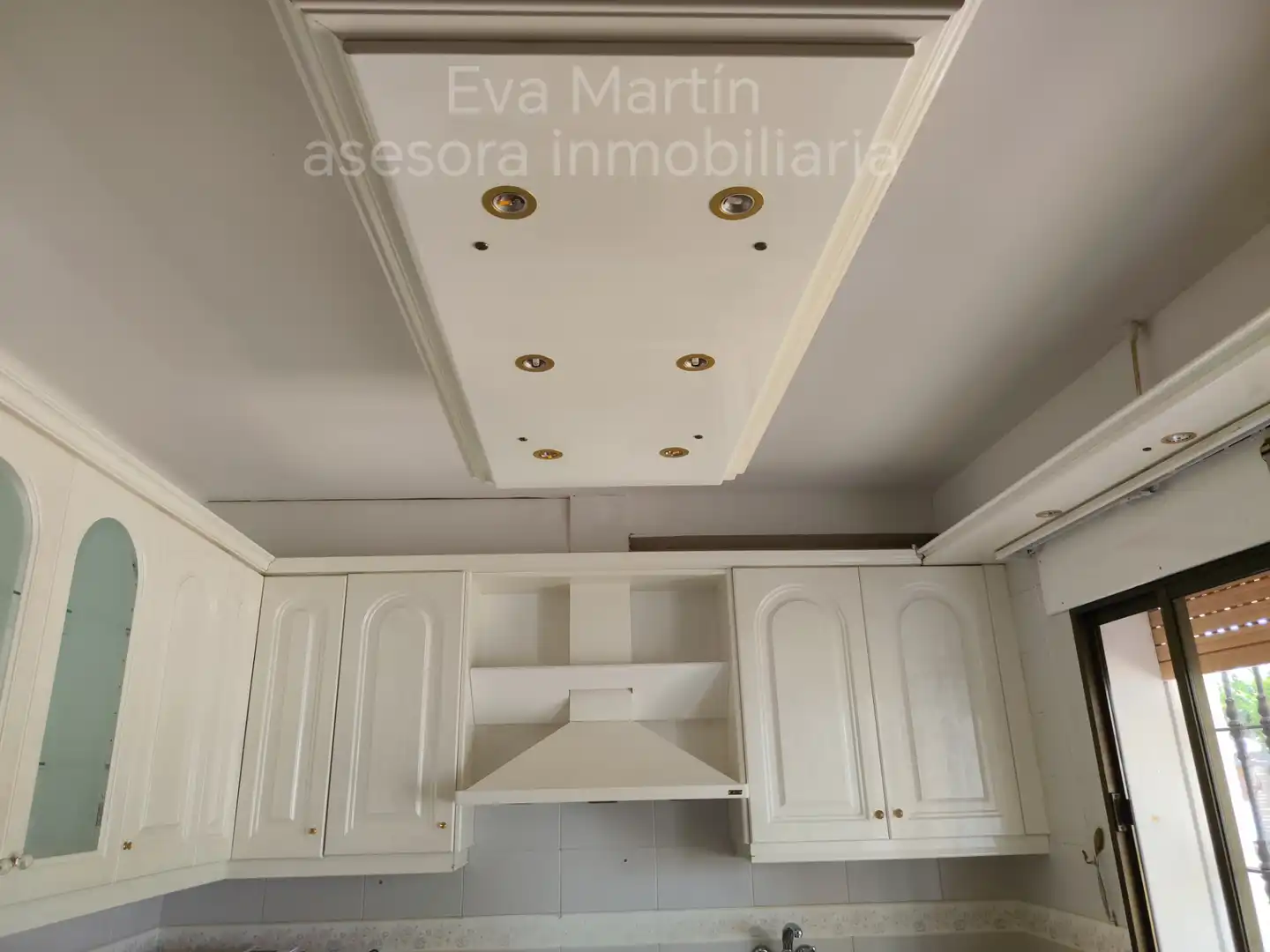 Cocina de Casa o chalet de alquiler en Montequinto con Aire acondicionado, Calefacción y Jardín privado