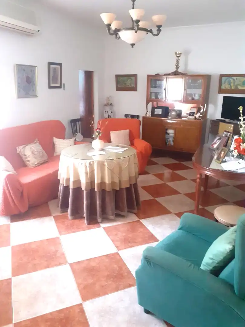 Sala de estar de Casa o chalet en venta en Torremejía con Terraza, Trastero y Balcón