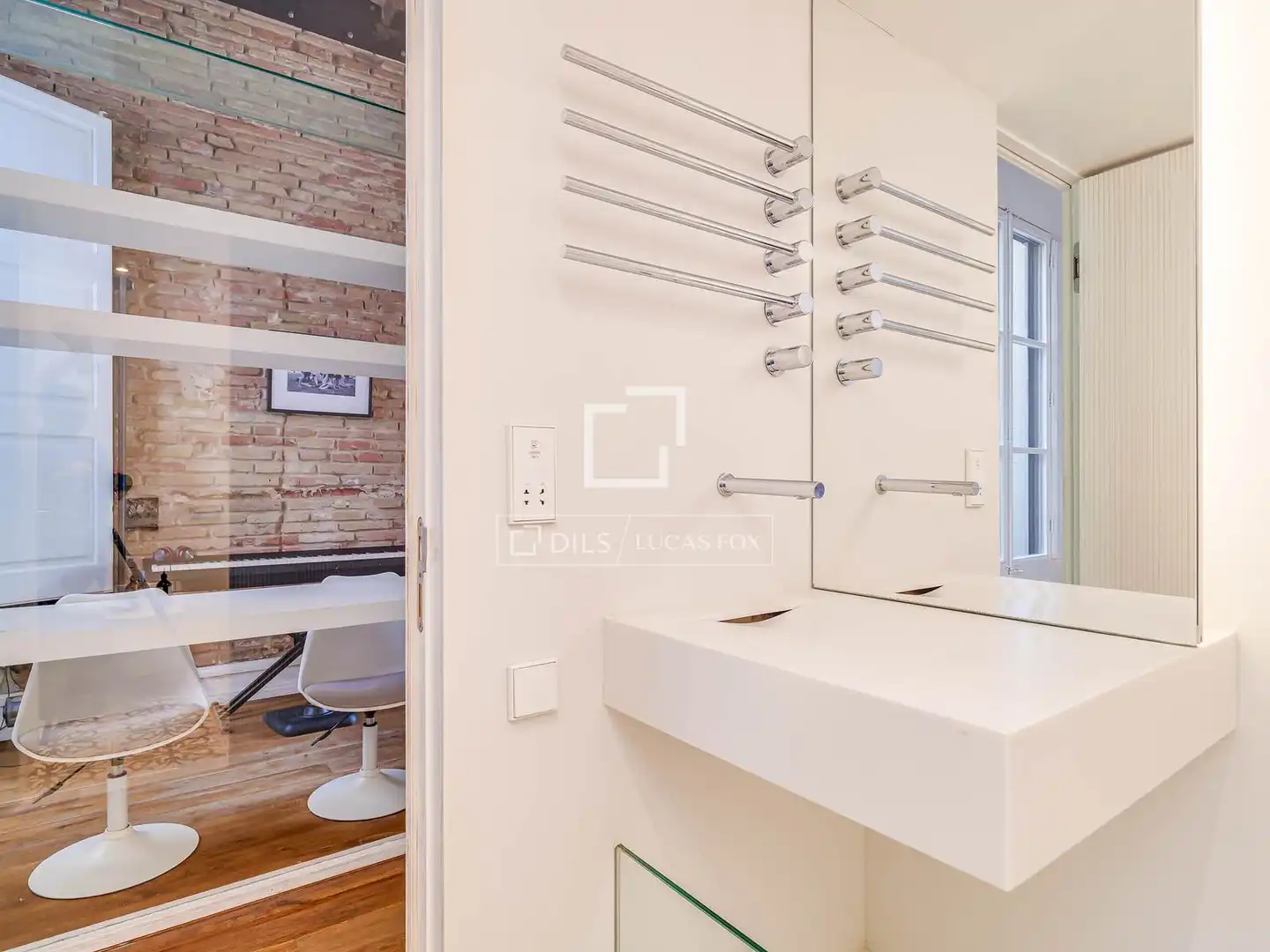 Baño de Piso en venta en Barcelona con Aire acondicionado, Calefacción y Jardín privado