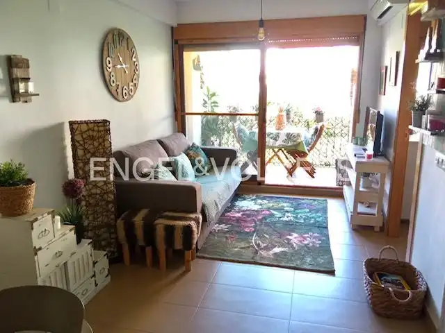 Wohnzimmer von Wohnung zur Miete in Sot de Chera mit Klimaanlage, Heizung und Möbliert