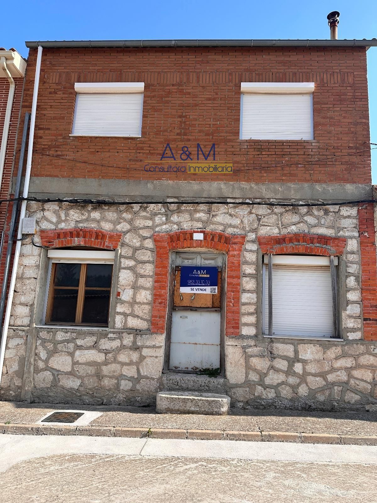 Vista exterior de Casa o xalet en venda en San Miguel del Arroyo