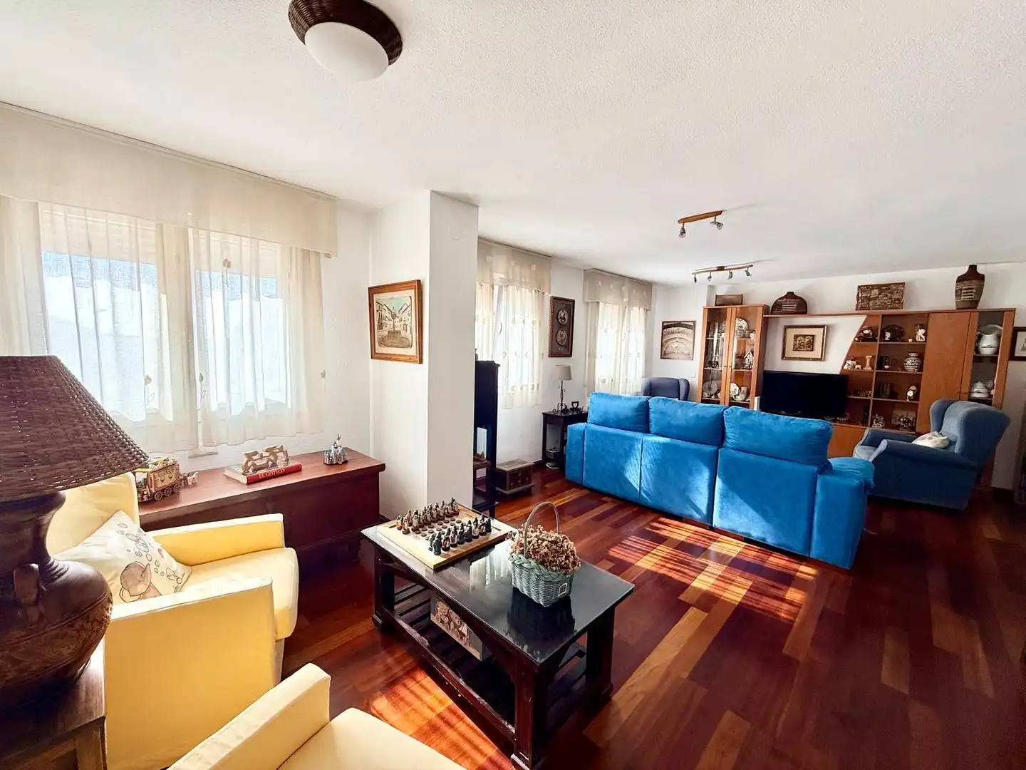 Piso con jardín en venta en Bailén - Miraflores, imagen 3