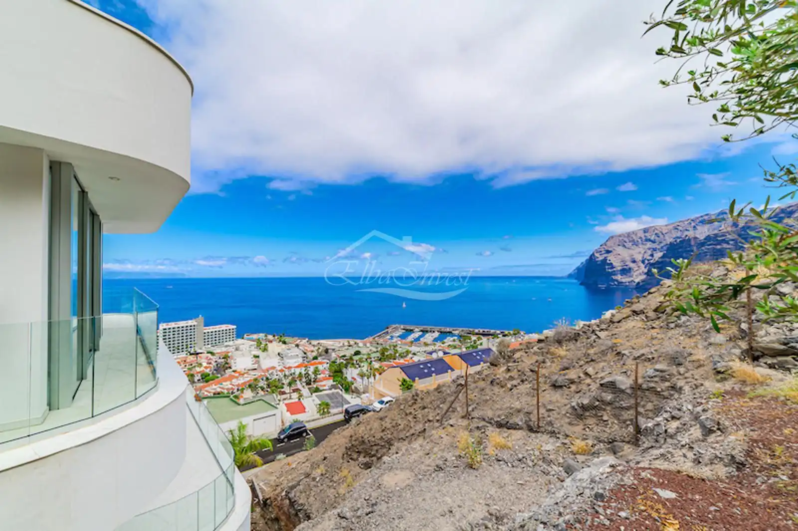Vista exterior de Àtic en venda en Santiago del Teide amb Aire condicionat, Terrassa i Traster