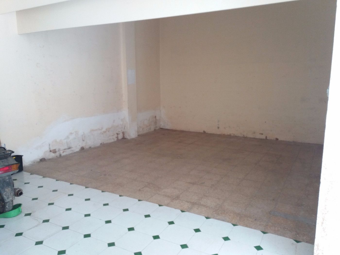 Local de lloguer a Calle Cristobal Monterde, Alquenència - Venècia, Casc Urbà, Alzira