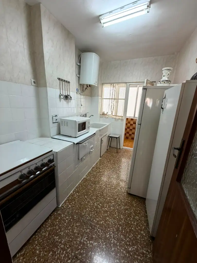 Cuina de Pis en venda en Valladolid amb Calefacció i Moblat