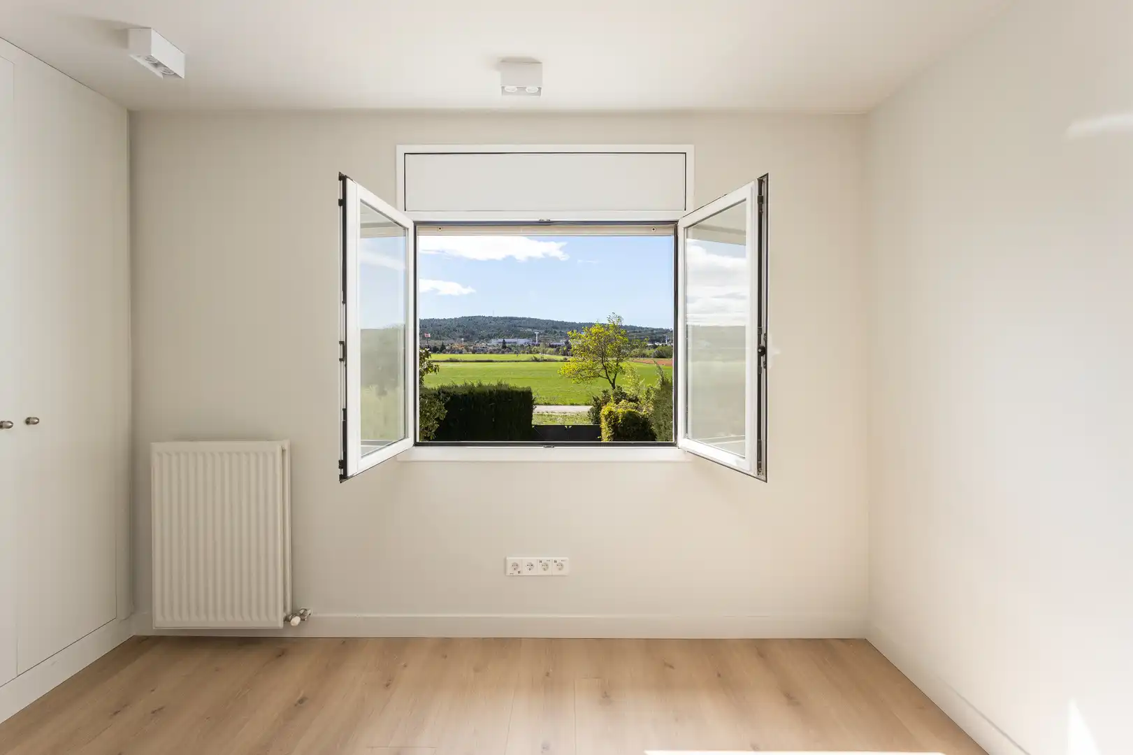 Habitación de Casa o chalet en venta en Llers con Aire acondicionado, Calefacción y Jardín privado
