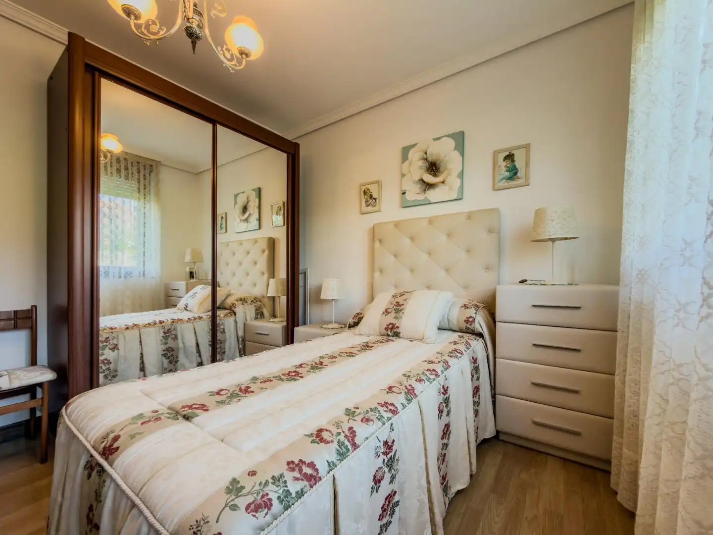 Dormitori de Casa o xalet en venda en Suances amb Calefacció, Jardí privat i Terrassa