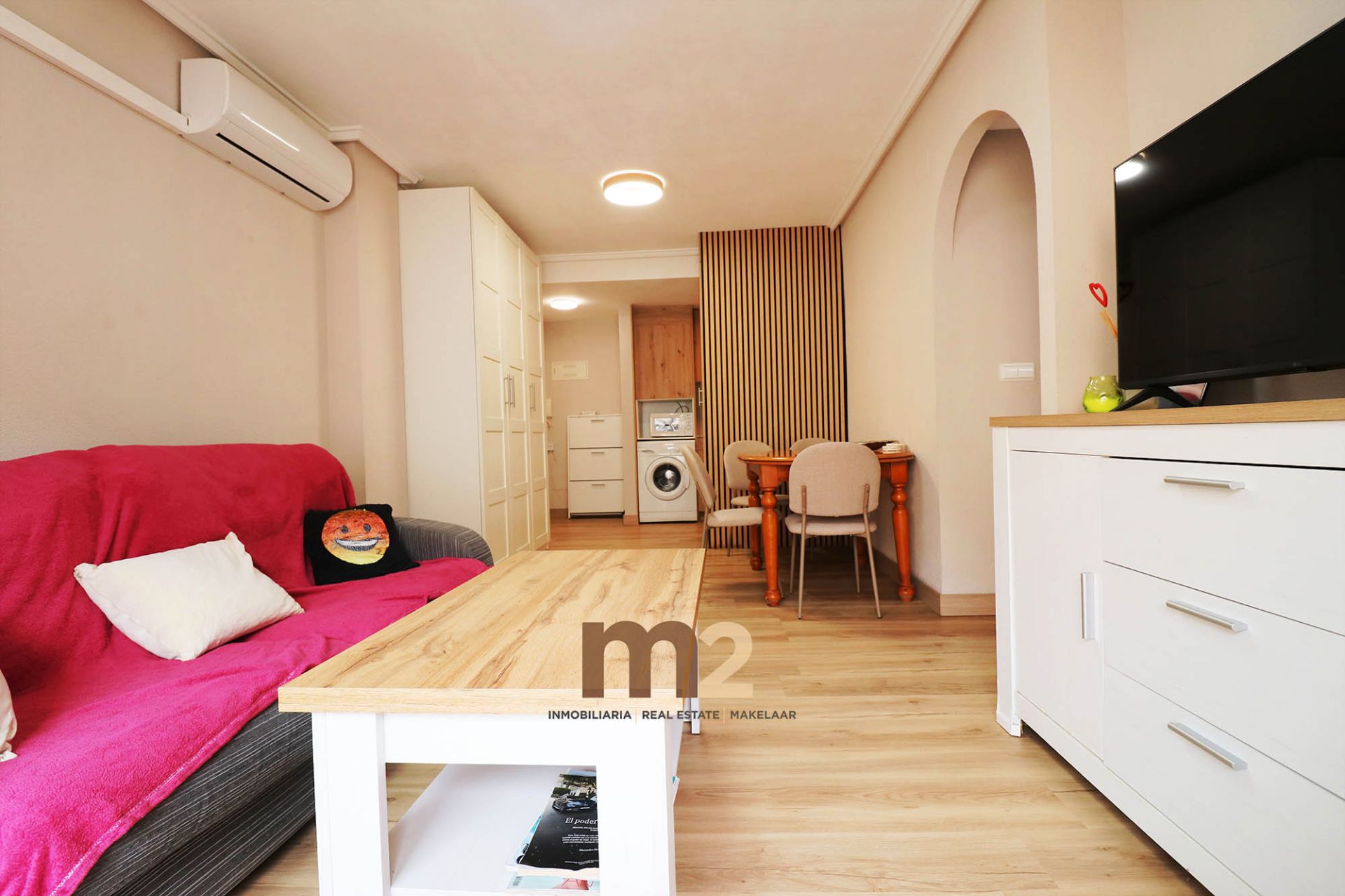 Dormitori de Apartament de lloguer en Guardamar del Segura amb Aire condicionat, Calefacció i Terrassa