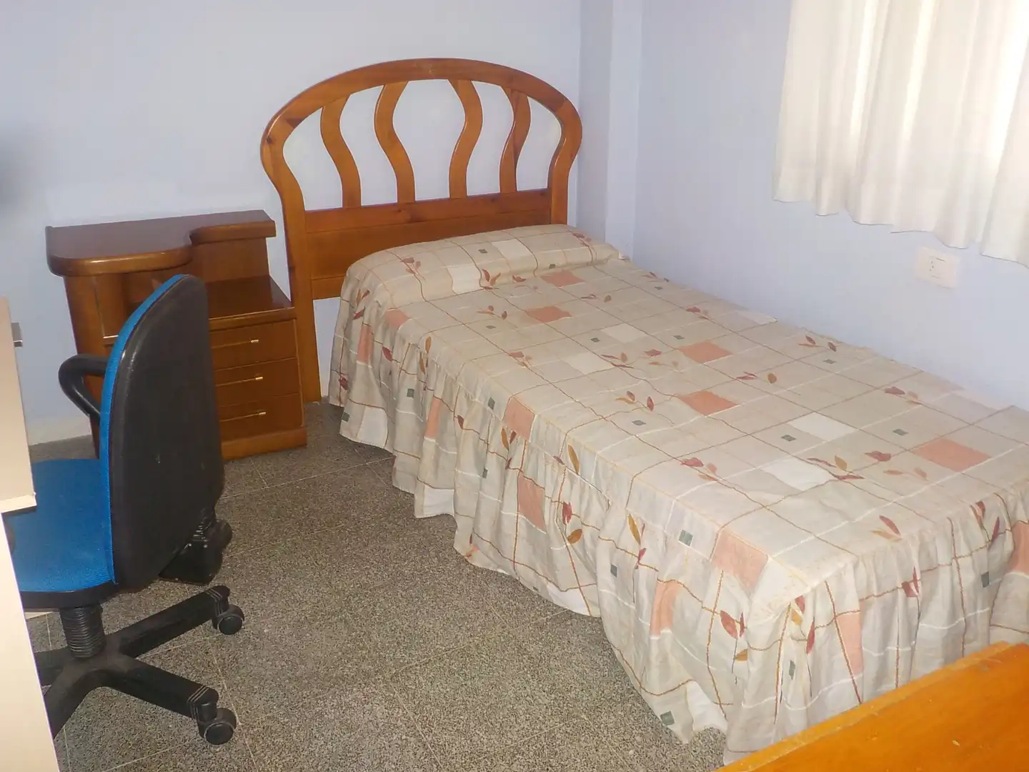 Habitación de Piso en venta en Valencia con Aire acondicionado, Amueblado y Horno