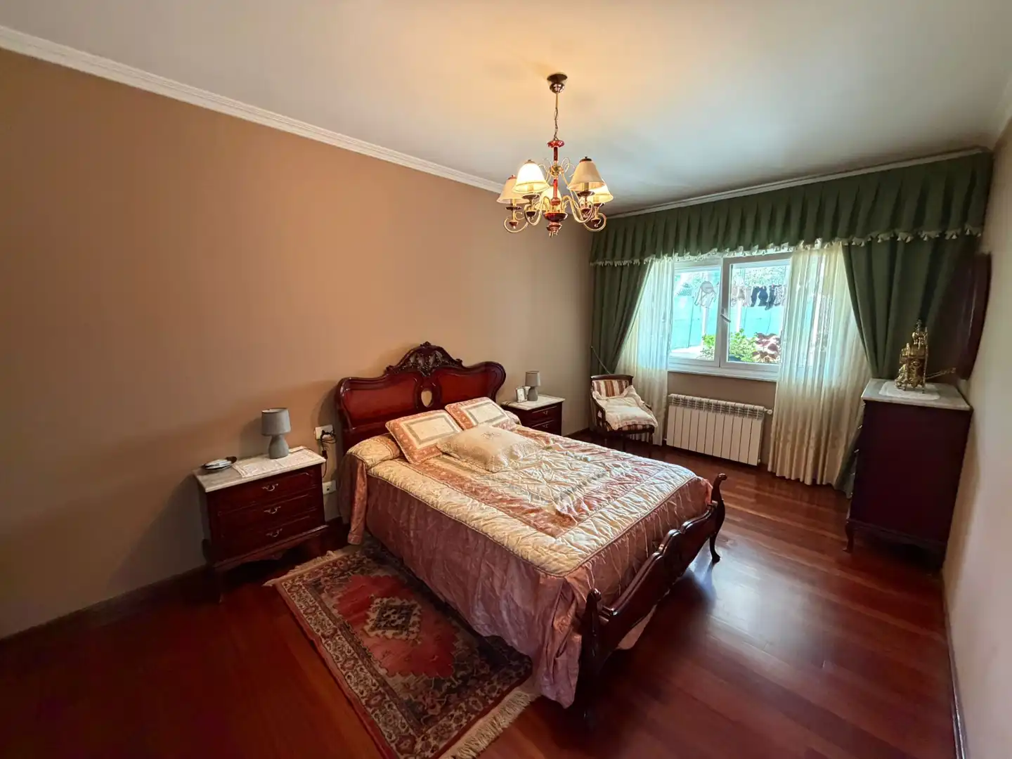 Habitación de Casa o chalet en venta en Lugo con Calefacción, Terraza y Balcón