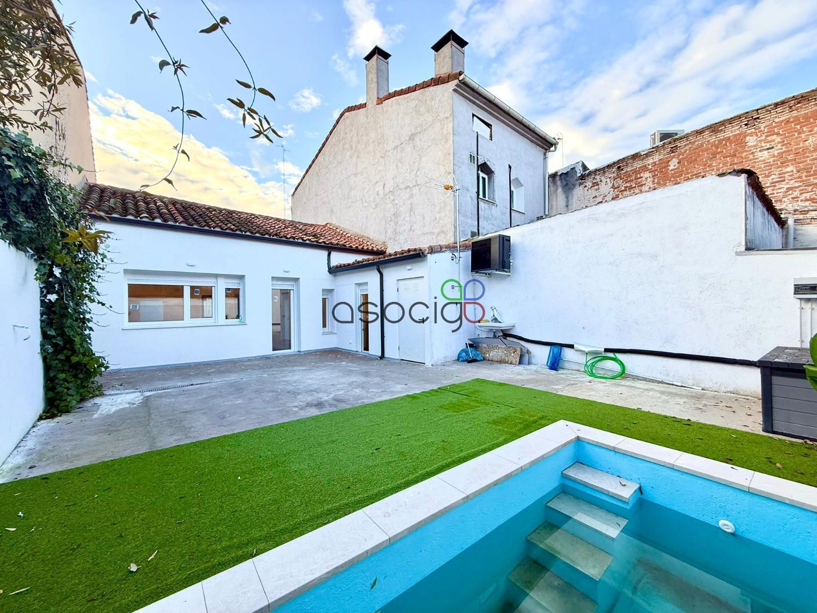 Exterior view of Single-family semi-detached for sale in Guadalajara Capital  with Heating, Private garden and Swimming Pool