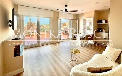 Living room of Attic to rent in  Barcelona Capital  with Air Conditioner and Terrace