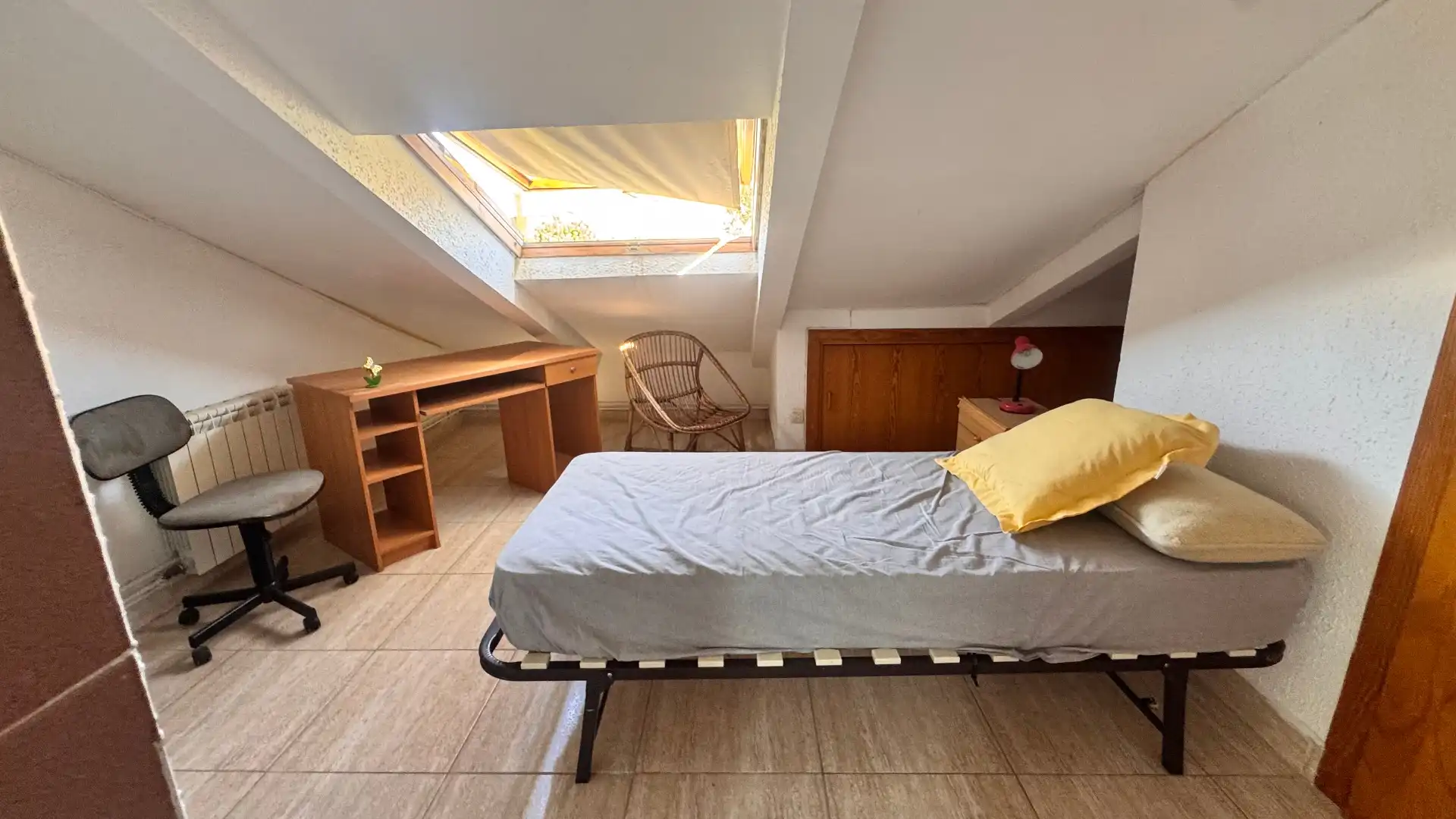 Habitación de Casa adosada en venta en Altafulla con Aire acondicionado, Calefacción y Jardín privado