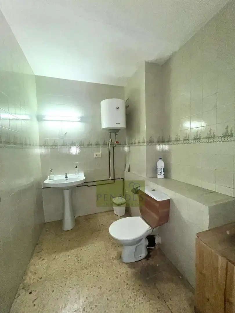 Baño de Local en venta en Ontinyent