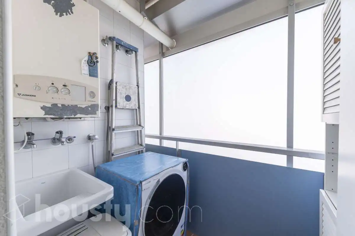 Bathroom of Flat for rent in Mataró  with Air Conditioner, Heating and Parquet flooring