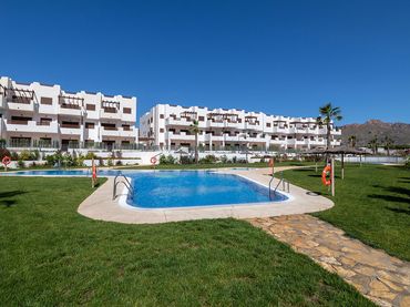 Appartement compact avec piscine à vendre à Avda. España 2