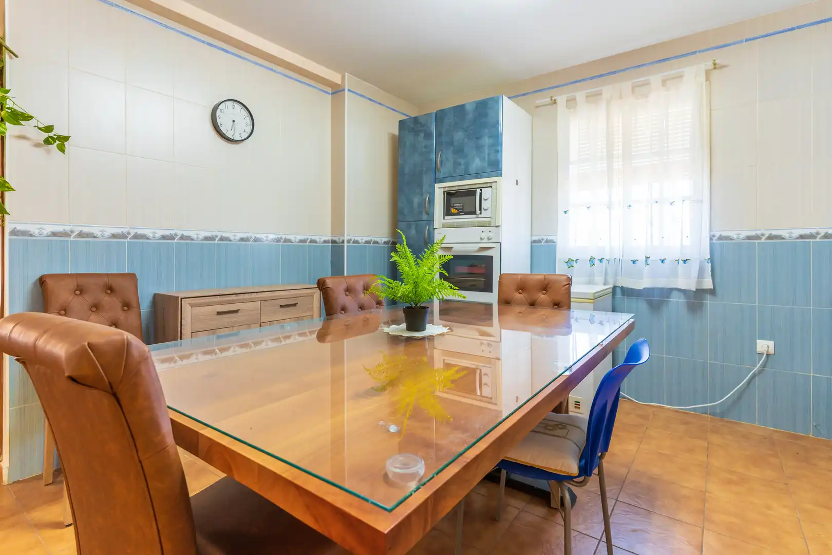 Comedor de Finca rústica en venta en Bonares con Aire acondicionado, Jardín privado y Terraza