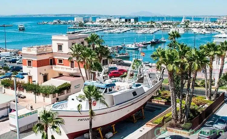Ático con piscina en venta en Santa Pola ciudad, imagen 9