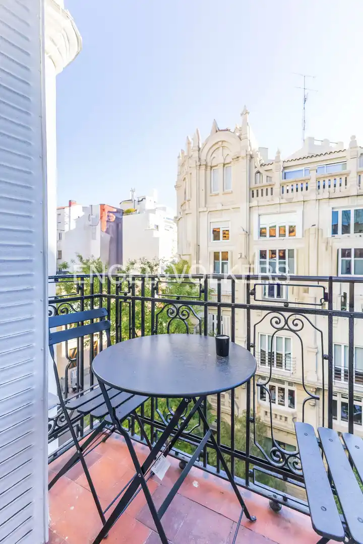 2 hab, 104m² en Almagro, Chamberí, Madrid - Image 5