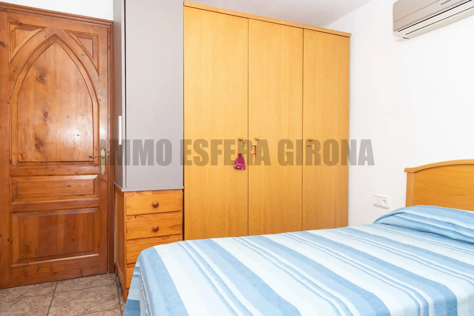 Habitación de Casa o chalet en venta en Celrà con Aire acondicionado, Calefacción y Jardín privado